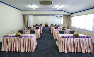 Heritage Park Hotel