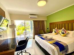 Heritage Park Hotel