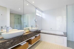 RACV Noosa Resort