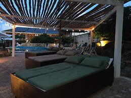 Atlantis Historic Inn