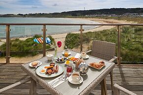 Braye Beach Hotel
