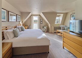 Braye Beach Hotel