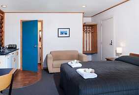 Shining Star Beachfront Accommodation