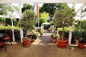 Park Hotel