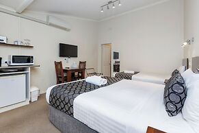 Amaroo Motel