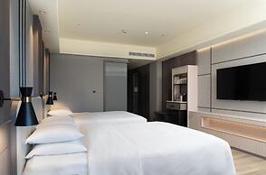 E-Da Royal Hotel