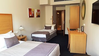 Hotel Clement