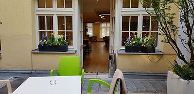 Hotel Clement