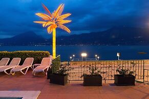 Hotel Caribe by Double Hospitality