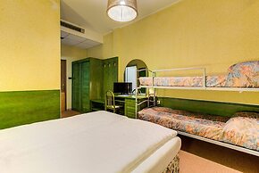 Hotel Caribe by Double Hospitality
