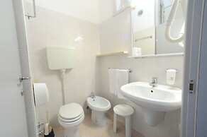 Hotel Caribe by Double Hospitality
