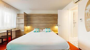Ever Route 64 Brit Hotel Tarbes Ibos