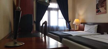 New Park Hotel