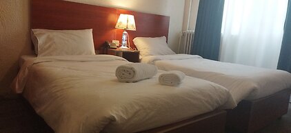 New Park Hotel