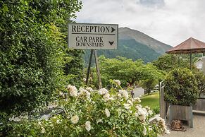 Coronation Lodge