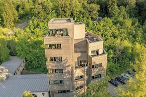 The Seven Hotel