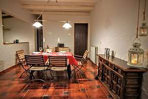 Casa Rural Los Algarrobales