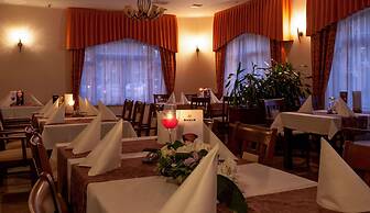 Amber Hotel