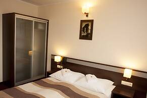 Amber Hotel