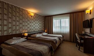 Amber Hotel