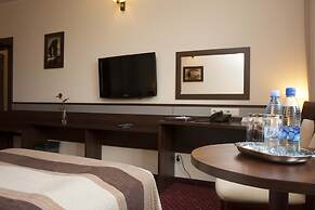 Amber Hotel
