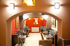 Zava Boutique Hotel