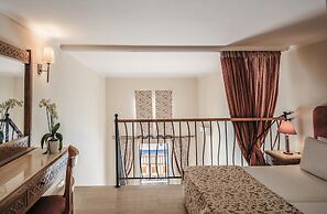 Canvas by Mitsis Family Village