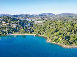 Grecotel Daphnila Bay