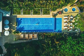 Los Altos Resort
