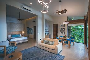 Los Altos Resort