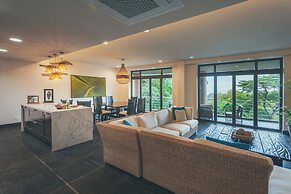 Los Altos Resort