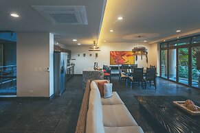 Los Altos Resort