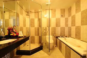 Romance Hotel