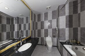 Romance Hotel