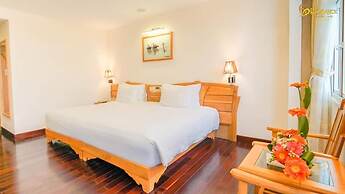 Romance Hotel
