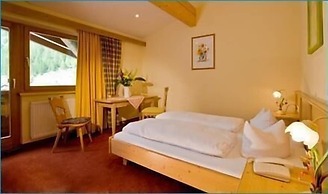 Hotel Neue Post