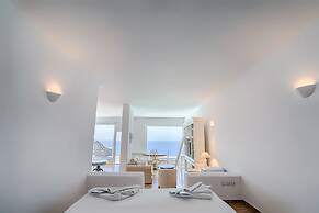 CSky Hotel