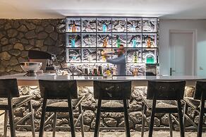 CSky Hotel