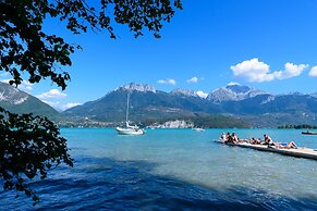 L'Aurore du Lac