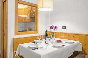 Aparthotel Majestic