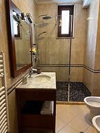 Dinasty Hotel