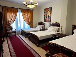Dinasty Hotel