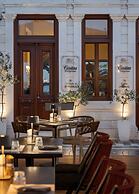 Civitas Suites Hotel