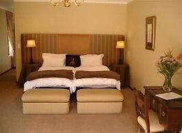Milkwood Lodge - Hermanus