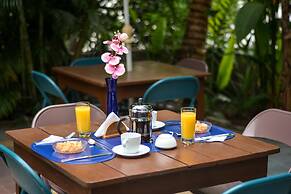 Jardin Azul - Casa Hotel