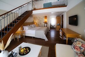 Cocos The Club Solto - Boutique Class