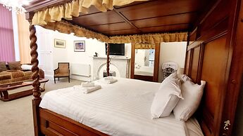 The Guards Hotel