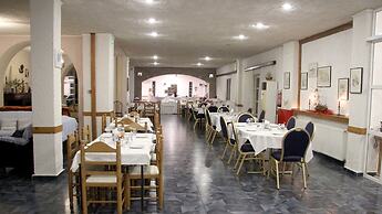 Sariza Spring Hotel