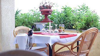 Sariza Spring Hotel