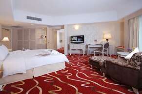Berjaya Waterfront Hotel